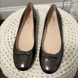 PRADA BALLERINA FLATS. LIKE NEW!!! Size 38 (7 1/2)